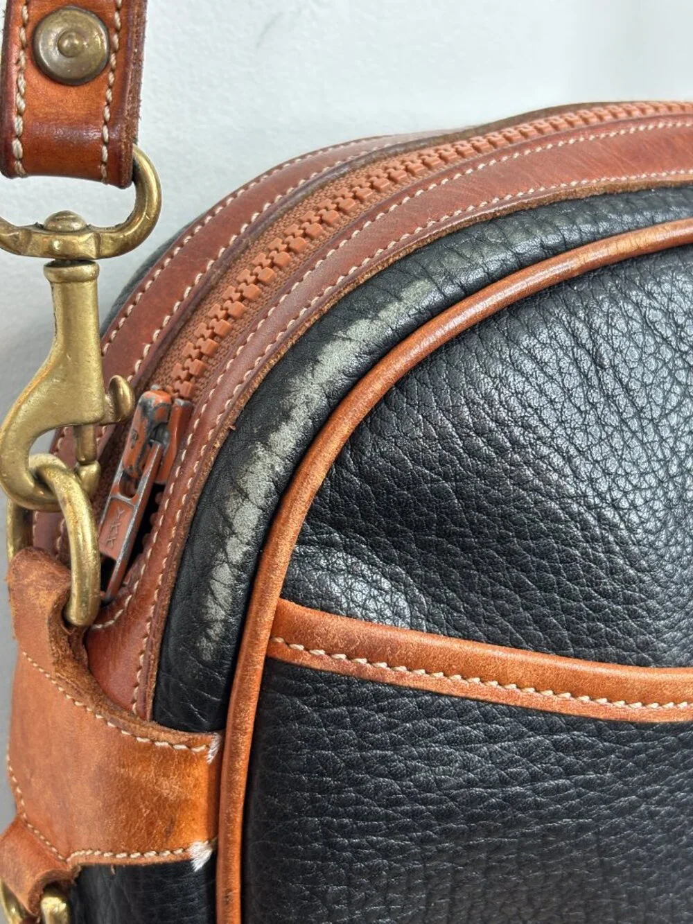Dooney & Bourke vintage dooney